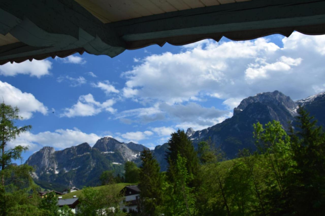 Ferienhaus Bergblick Abtenau Bagian luar foto