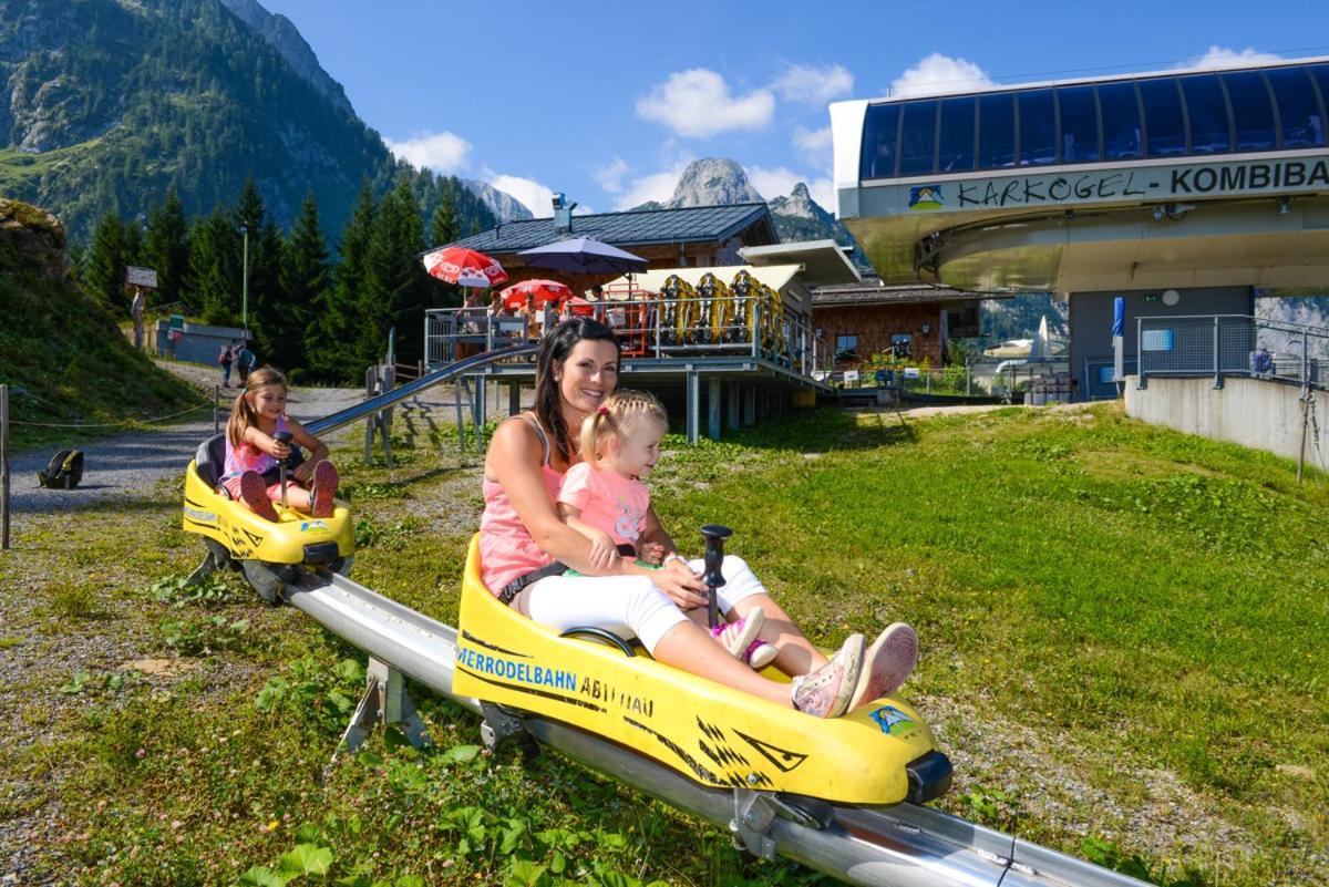 Ferienhaus Bergblick Abtenau Bagian luar foto